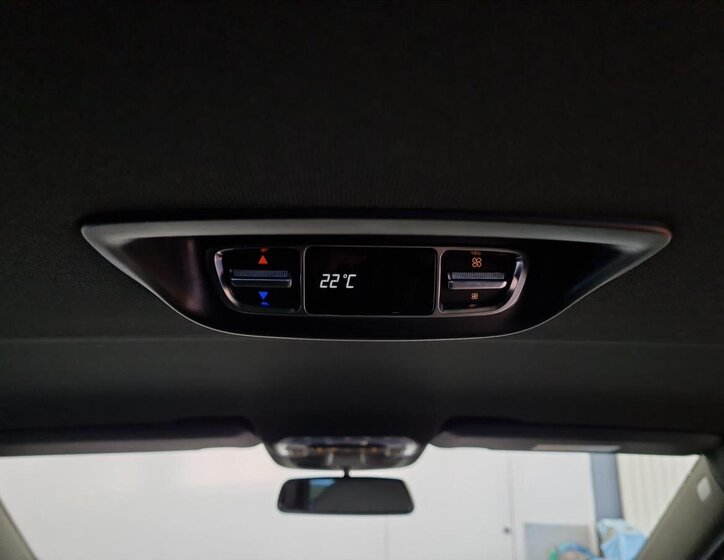 Mercedes-Benz Třídy V MPV 2,0 l 174 kw