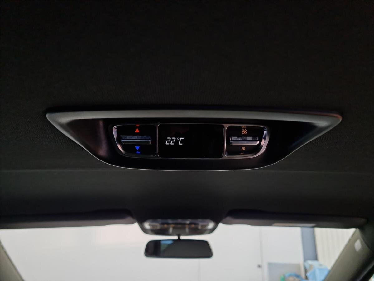 Mercedes-Benz Třídy V MPV 2,0 l 174 kw