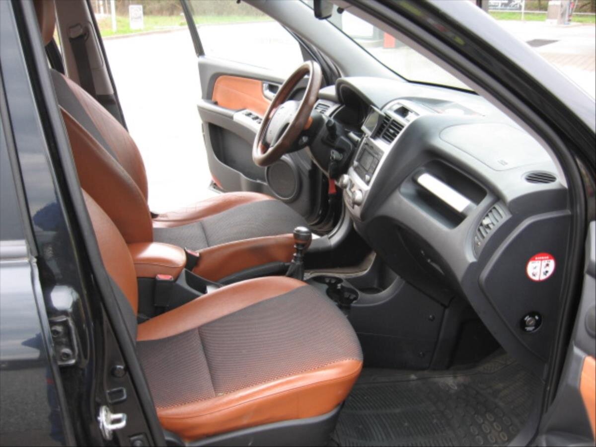 KIA Sportage Kombi 2,0 l 110 kw