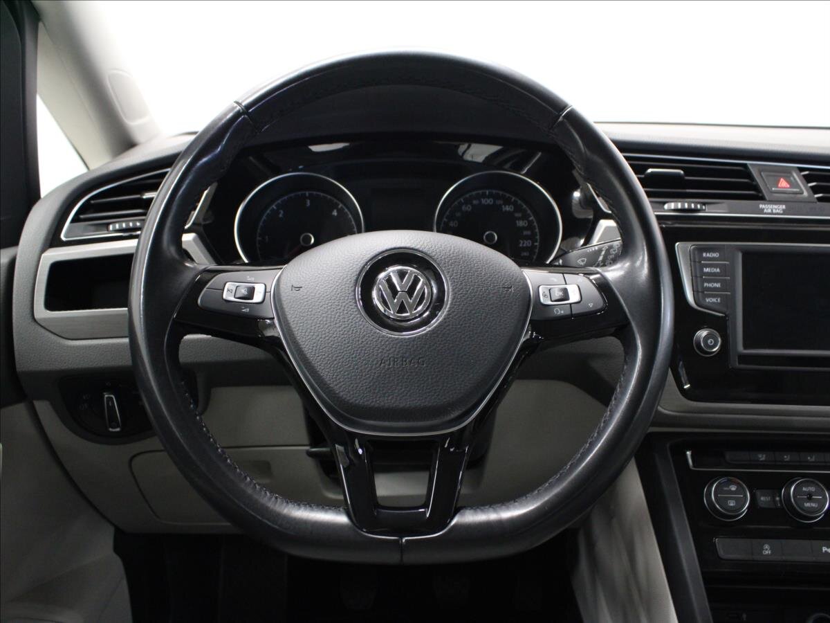 Volkswagen Touran Kombi 2,0 l 110 kw