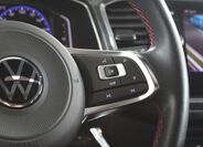 Volkswagen T-Roc 18
