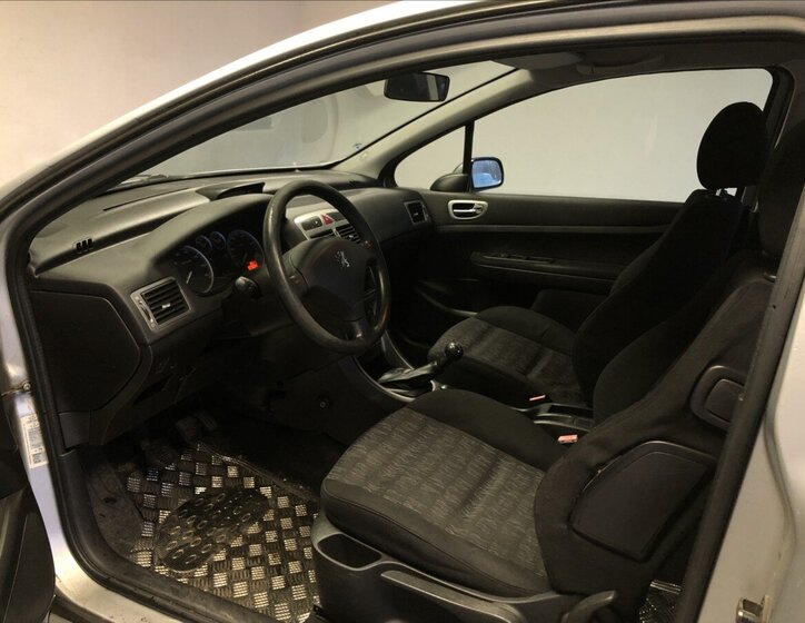 Peugeot 307 Hatchback 1,6 l 80 kw