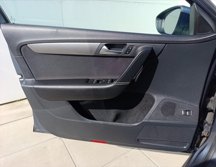 Volkswagen Passat Sedan 1,4 l 110 kw