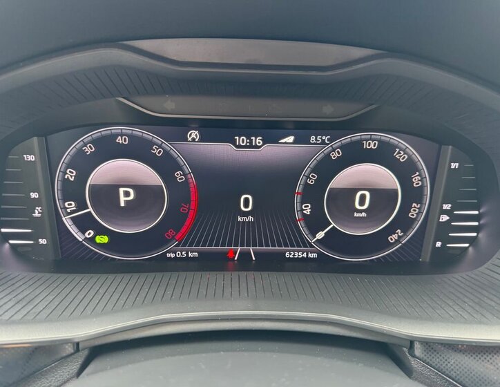 Škoda Scala Hatchback 1,5 l 110 kw