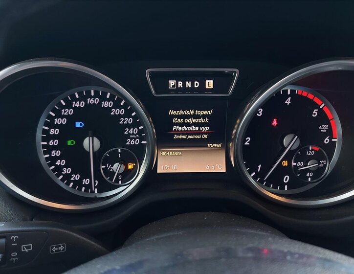 Mercedes-Benz Třídy G SUV / Terénní 3,0 l 155 kw