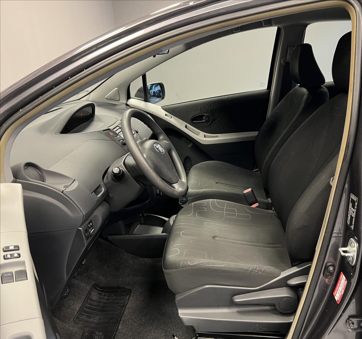 Toyota Yaris Hatchback 998,0 51 kw