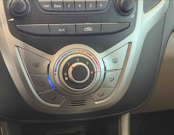 Hyundai ix20 SUV 1,6 l 91 kw