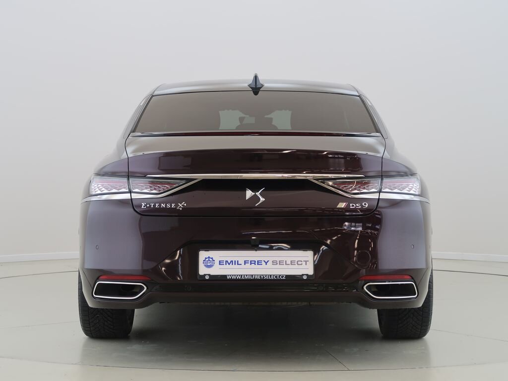 DS Automobiles DS9 Sedan / Limuzína 1,6 l 147 kw