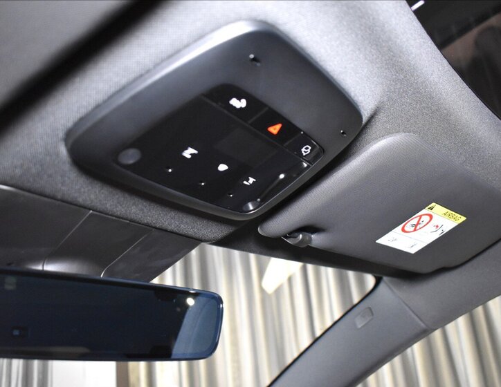 Volvo EX30 SUV / Terénní 0,0 315 kw