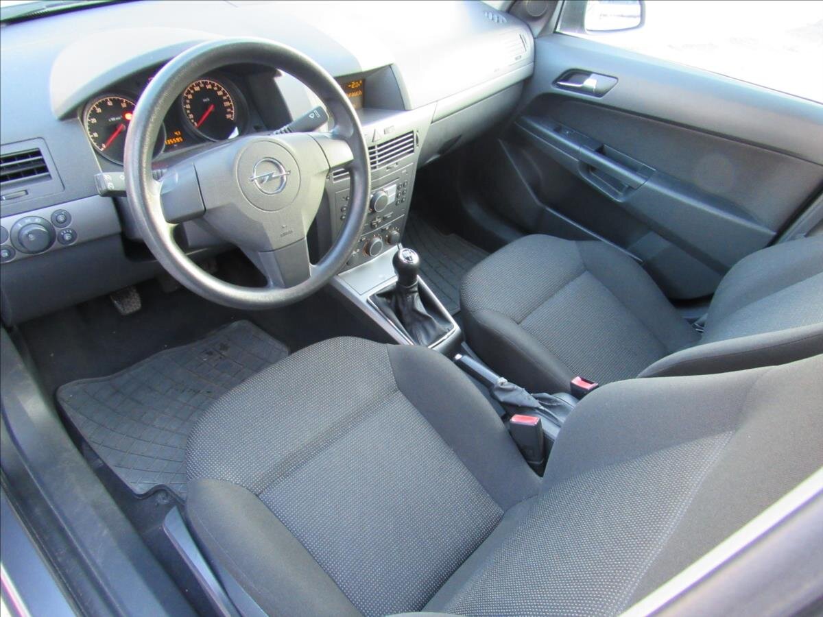 Opel Astra Hatchback 1,4 l 66 kw