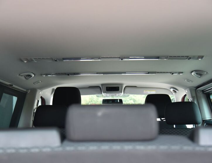 Volkswagen Multivan 42