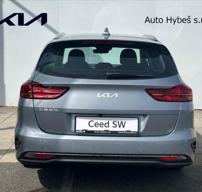 KIA Ceed 8