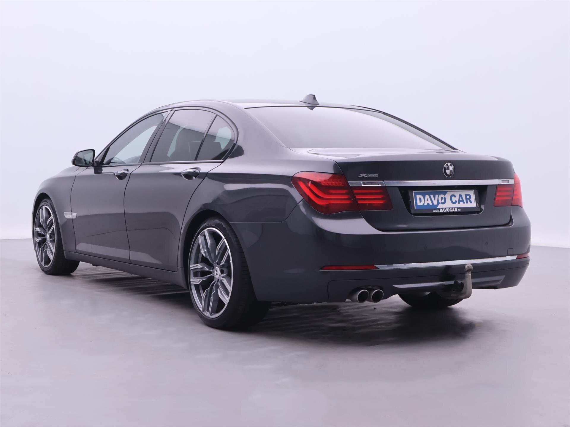BMW Řada 7 Sedan 3,0 l 190 kw