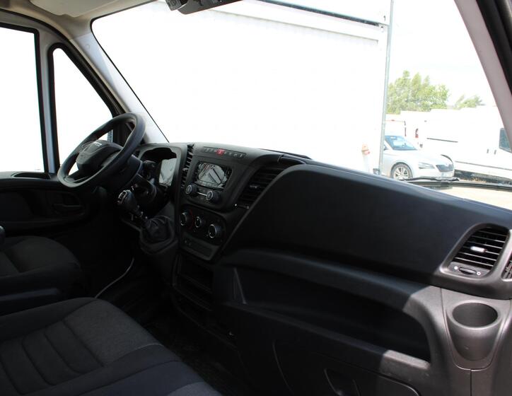 Iveco Daily 12