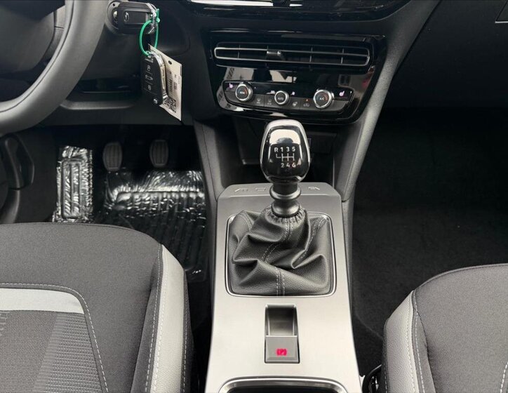 Opel Mokka SUV 1,2 l 100 kw