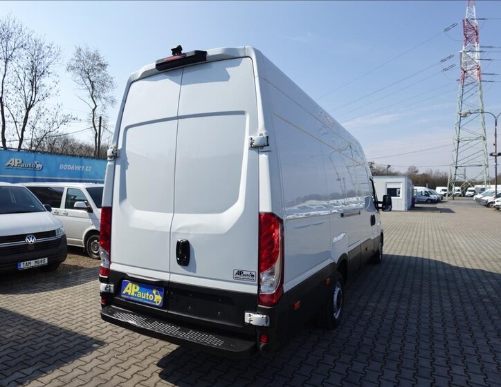 Iveco Daily Ostatní 2,3 l 100 kw