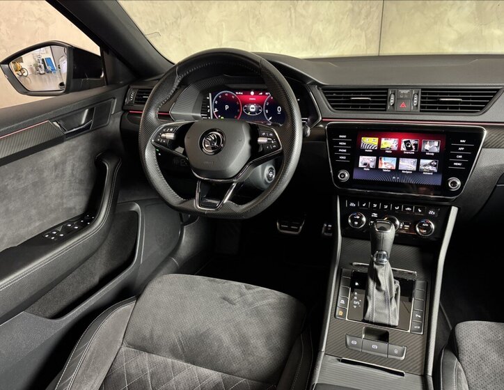 Škoda Superb Kombi 2,0 l 110 kw