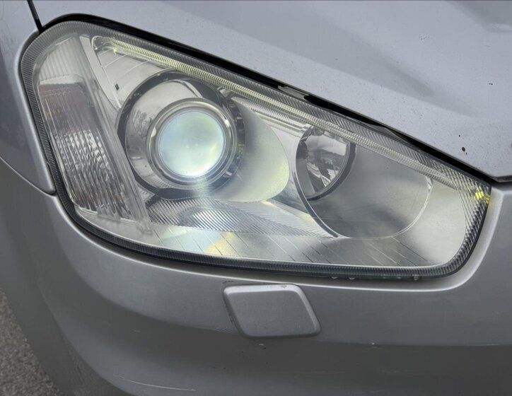 Ford C-MAX MPV 1,8 l 85 kw