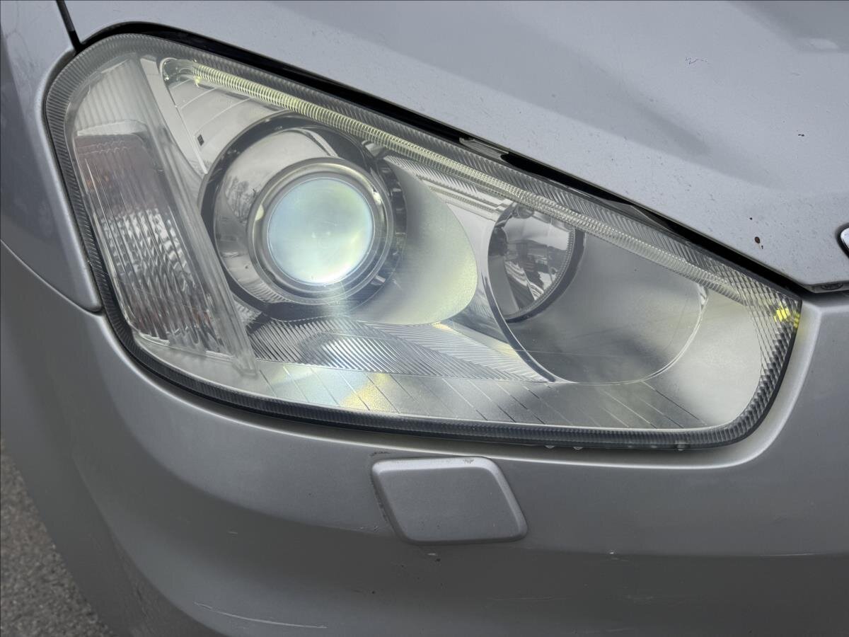 Ford C-MAX MPV 1,8 l 85 kw