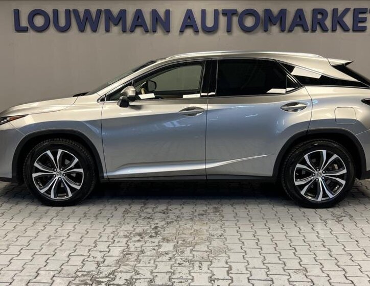 Lexus RX 450h SUV 3,5 l 193 kw