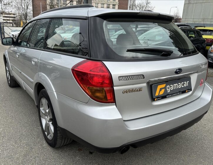 Subaru Legacy Kombi 3,0 l 180 kw