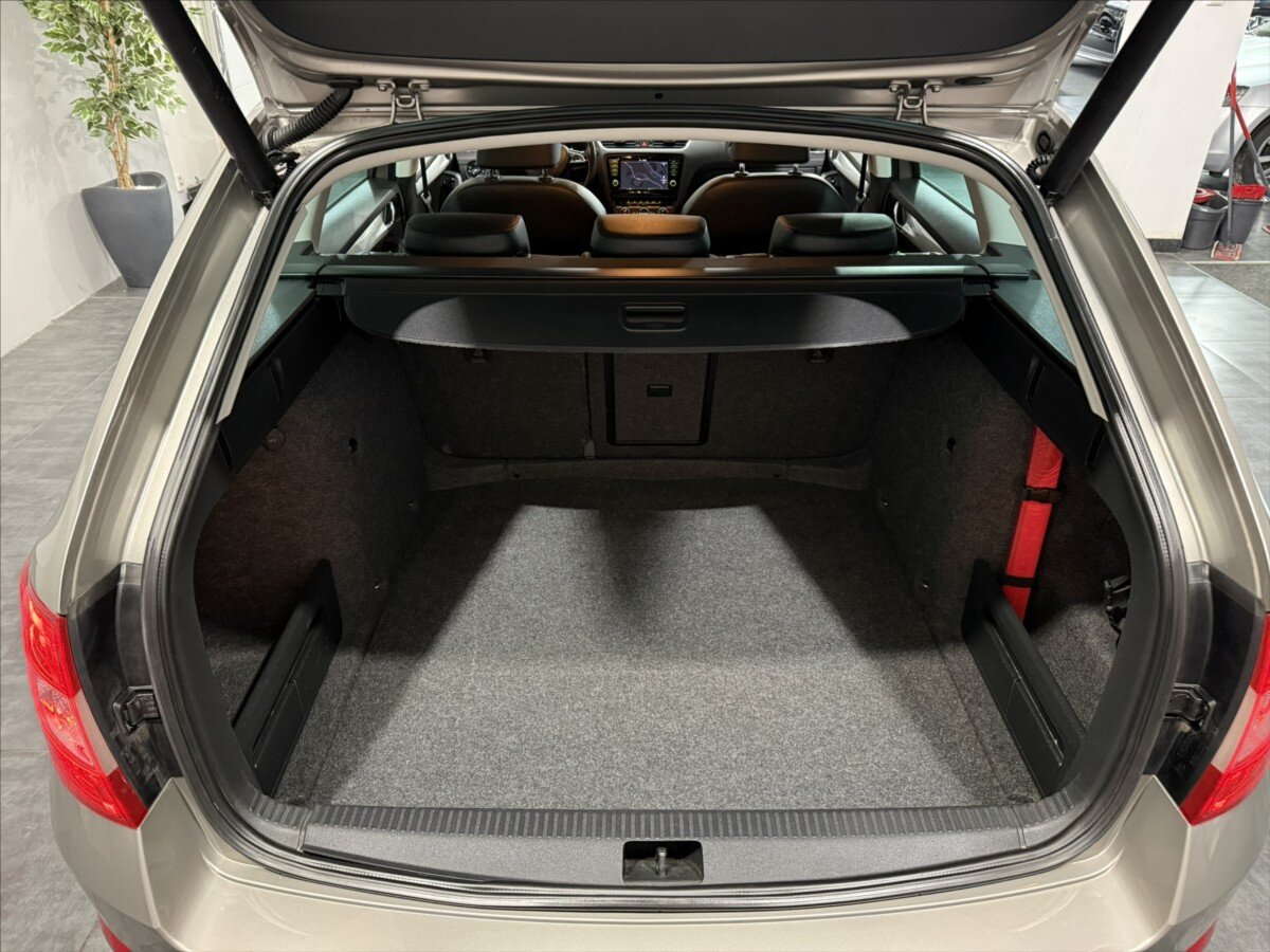 Škoda Octavia Kombi 2,0 l 110 kw