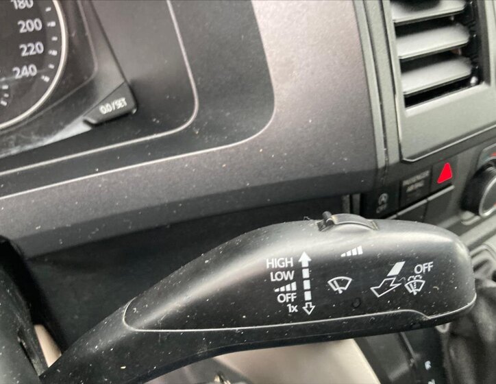 Volkswagen Transporter 23