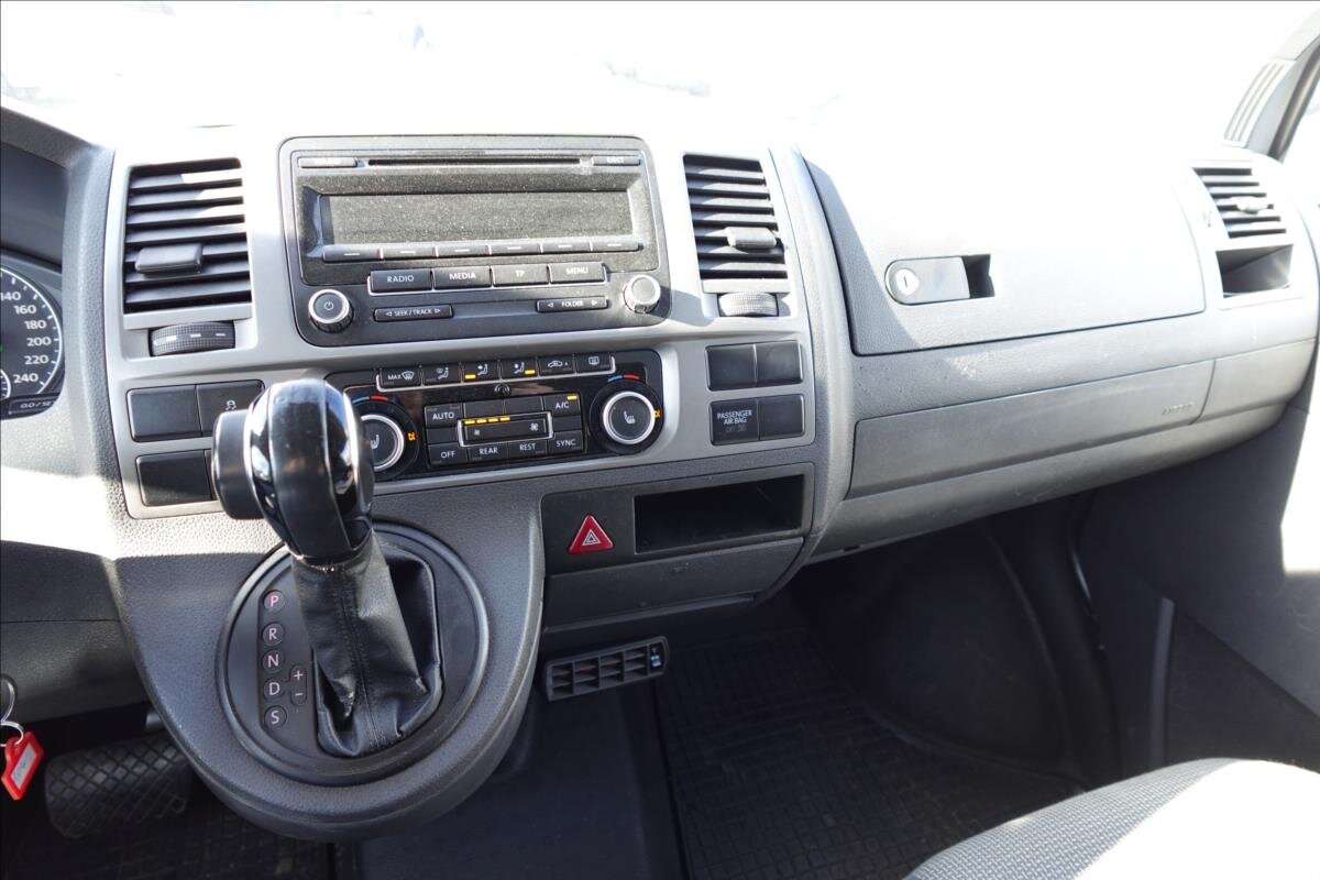 Volkswagen Caravelle Ostatní 2,0 l 132 kw