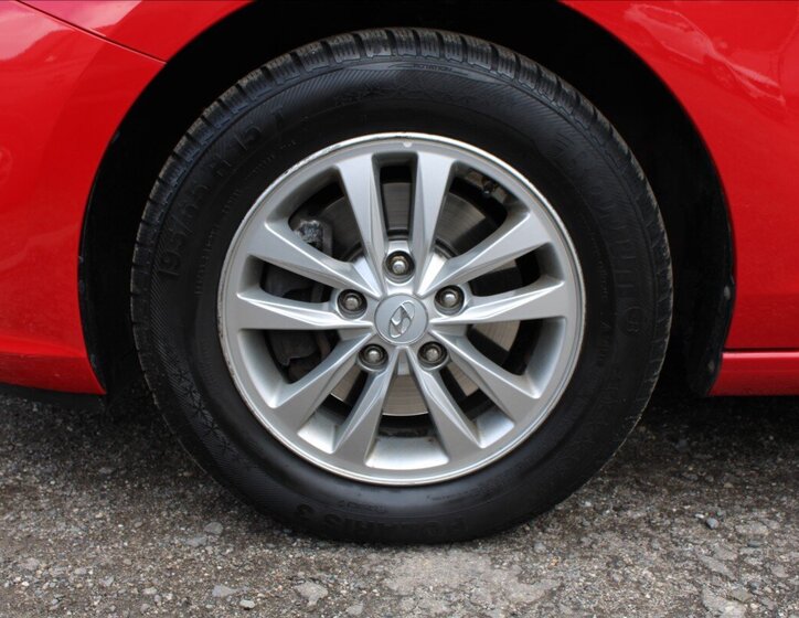 Hyundai i30 Kombi 998,0 88 kw