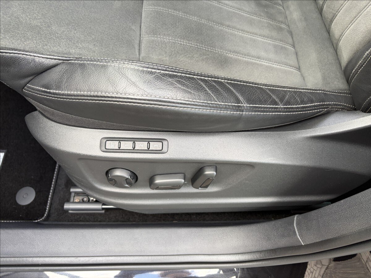 Škoda Karoq Kombi 999,0 81 kw