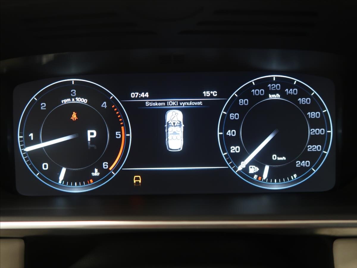 Land Rover Range Rover SUV / Terénní 4,4 l 250 kw