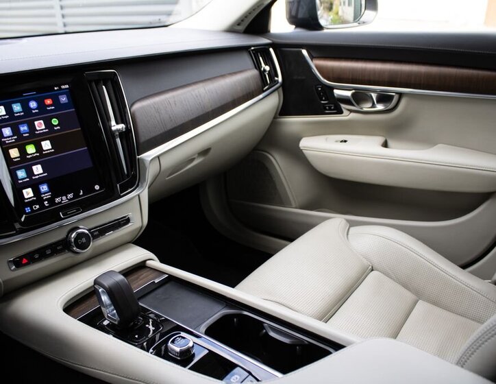 Volvo V90 Kombi 2,0 l 173 kw