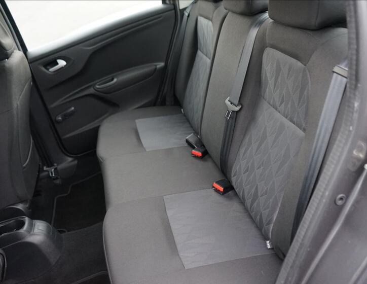 Citroën C-Elysée 10