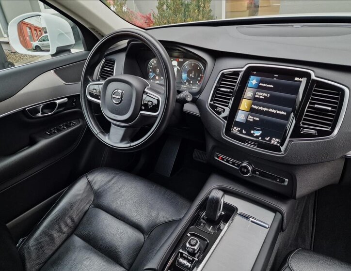 Volvo XC90 41