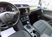 Volkswagen Touran 26