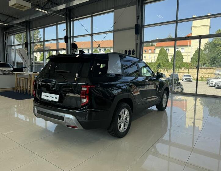 SsangYong Torres 7