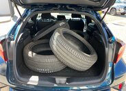 Toyota C-HR SUV / Terénní 2,0 l 112 kw