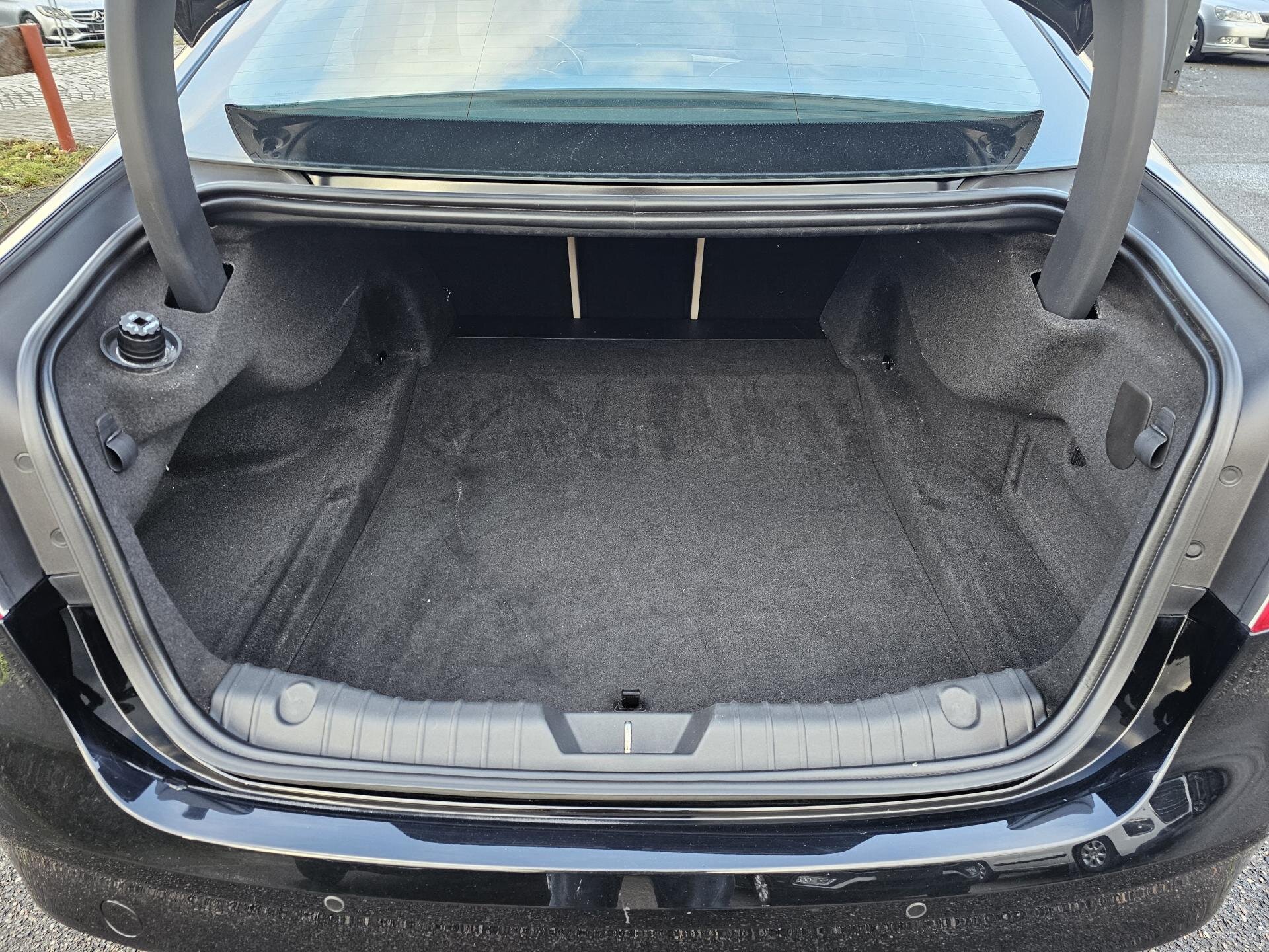 Jaguar XF Sedan 2,0 l 177 kw