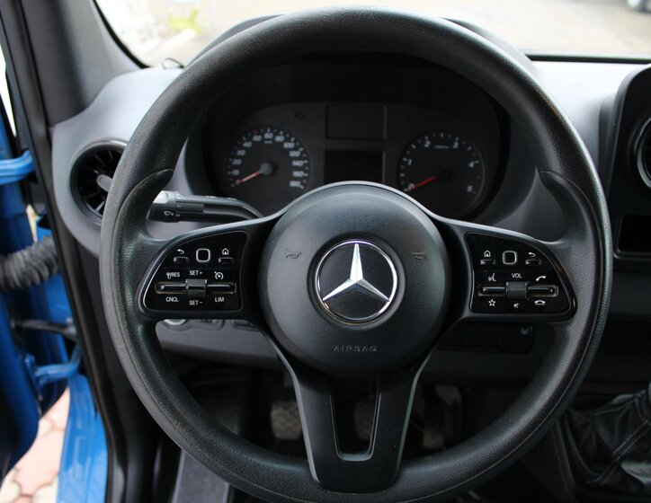 Mercedes-Benz Sprinter Užitková 2,1 l 120 kw