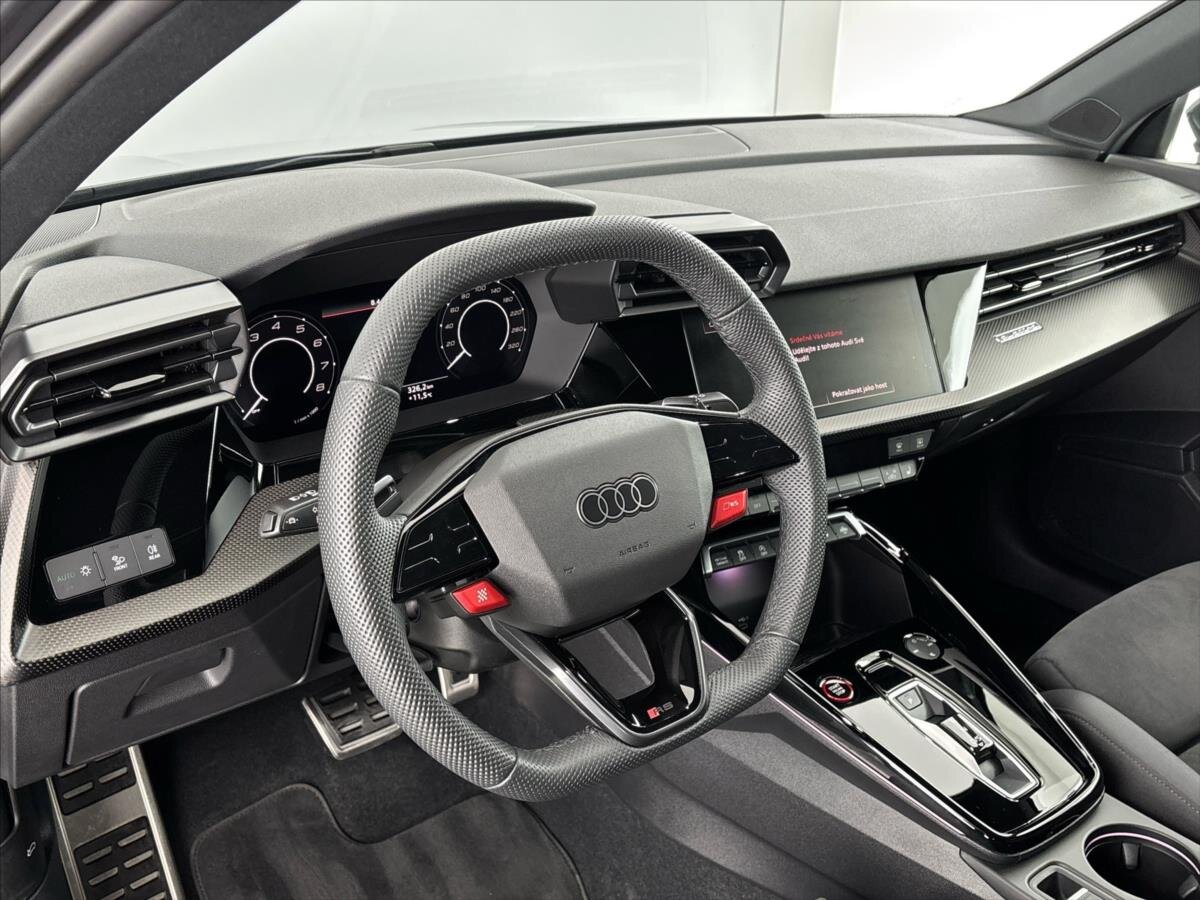 Audi RS 3 Sedan / Limuzína 2,5 l 294 kw