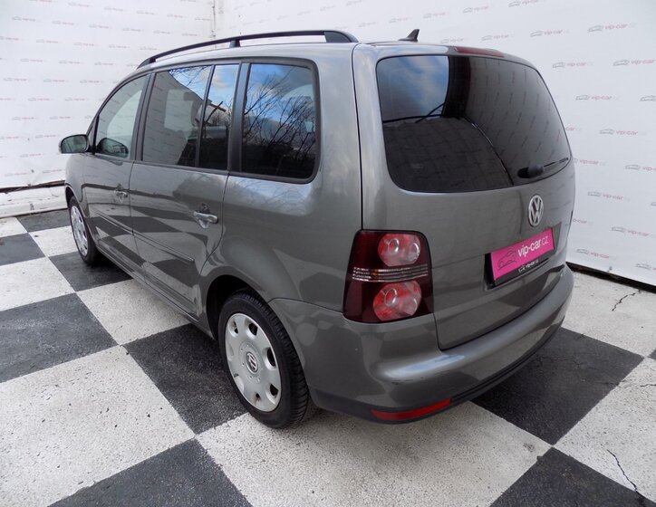 Volkswagen Touran Ostatní 2,0 l 103 kw