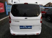 Ford Tourneo Courier 5
