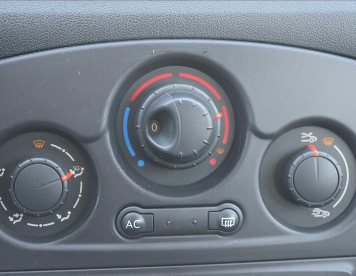 Renault Clio Kombi 1,1 l 74 kw