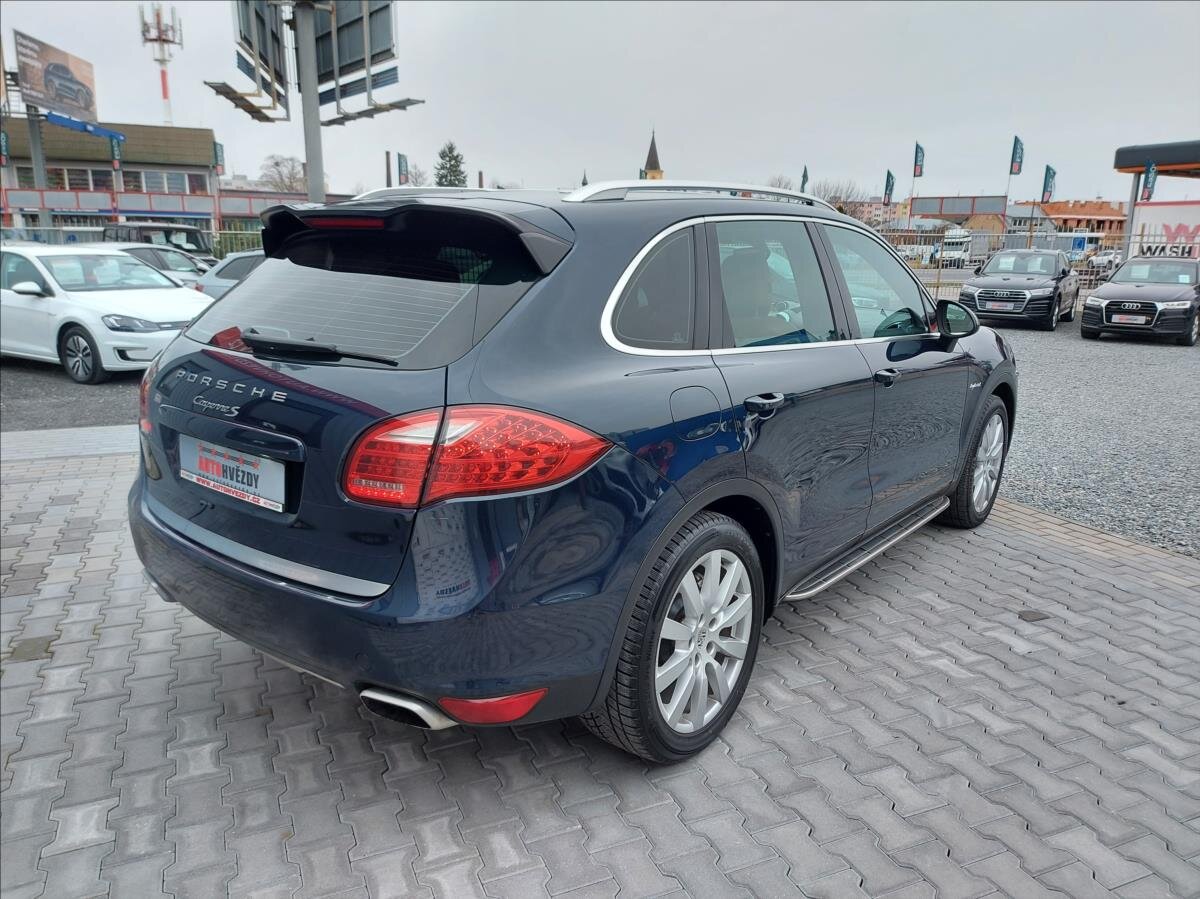 Porsche Cayenne SUV / Terénní 3,0 l 245 kw