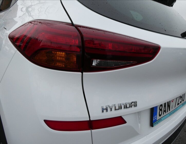 Hyundai Tucson SUV 1,6 l 100 kw