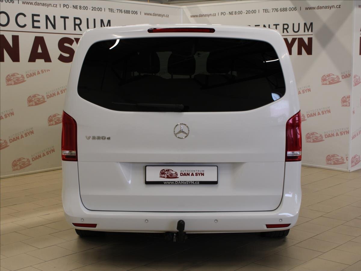 Mercedes-Benz Třídy V Kombi 2,1 l 120 kw