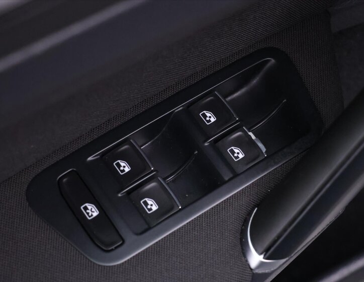 Volkswagen Golf Kombi 1,4 l 92 kw