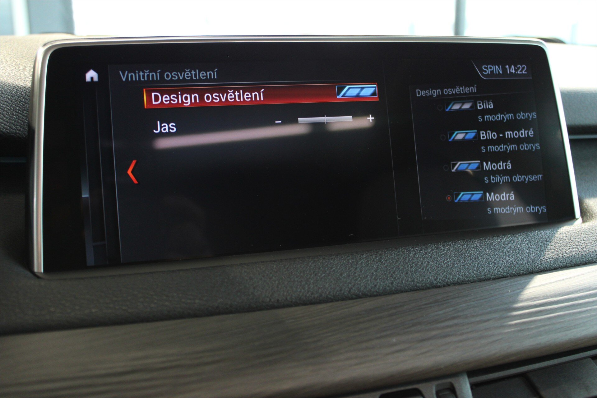 BMW X5 SUV / Terénní 3,0 l 230 kw