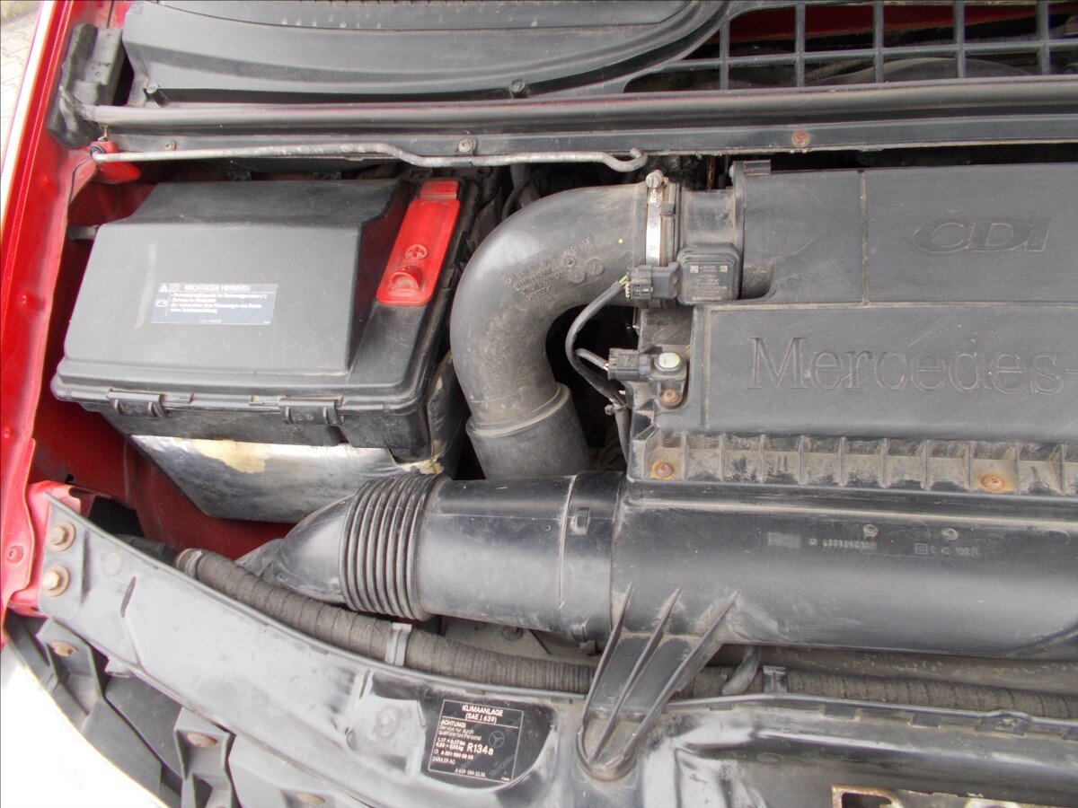 Mercedes-Benz Vito MPV 2,1 l 70 kw