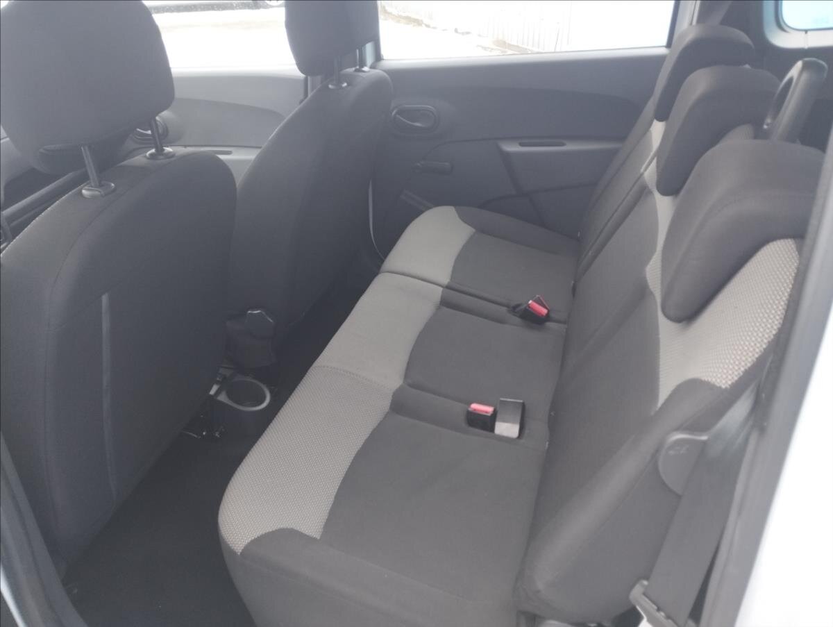 Dacia Lodgy Kombi 1,6 l 75 kw